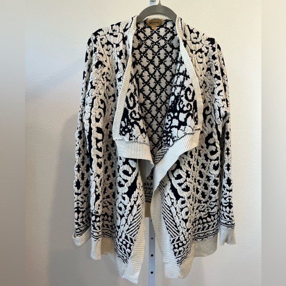 Beulah Black and Cream Patterned Cardigan